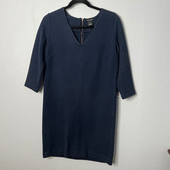 Club Monaco Shift Dress Navy V-Neck Geometric Print Back Zip 3/4 Sleeve Sz 2 - Picture 1 of 7